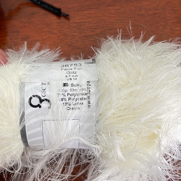 Yarn, Bundle - Picture 9 of 9